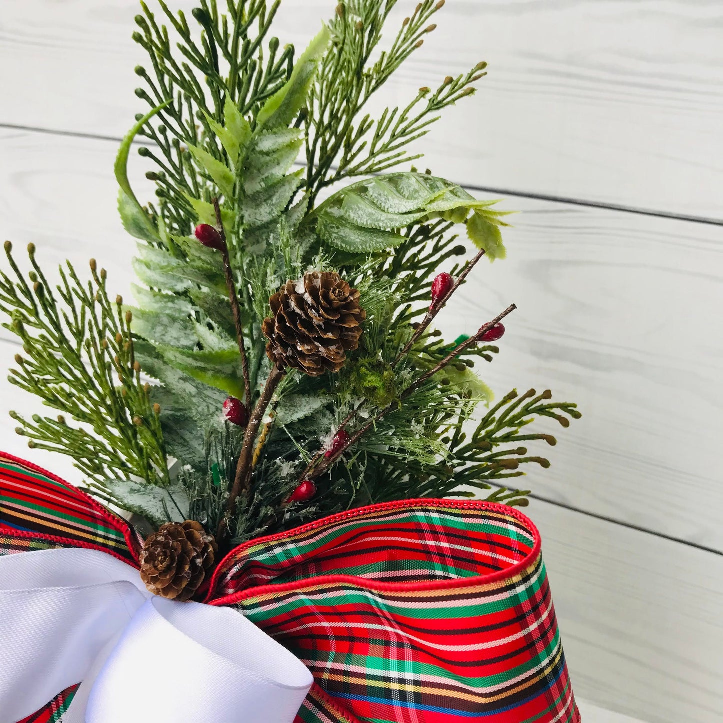 Traditional Christmas lantern swag, Rustic Winter lantern swag, Farmhouse front door decor, Mailbox decor, Holiday Pine Wreath bow, Gift bow
