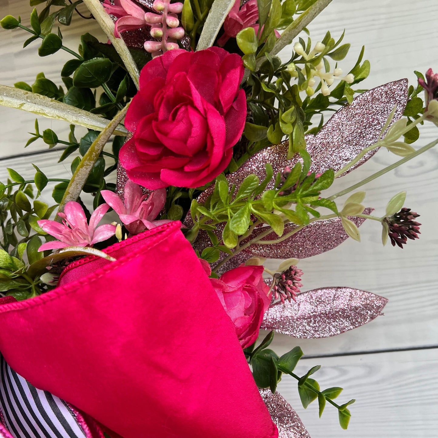 Ranunculus Breast Cancer Awareness Wreath for Front Door, All Season cabbage roses, Floral Grapevine for Woman Fighter, Survivor, Warrior