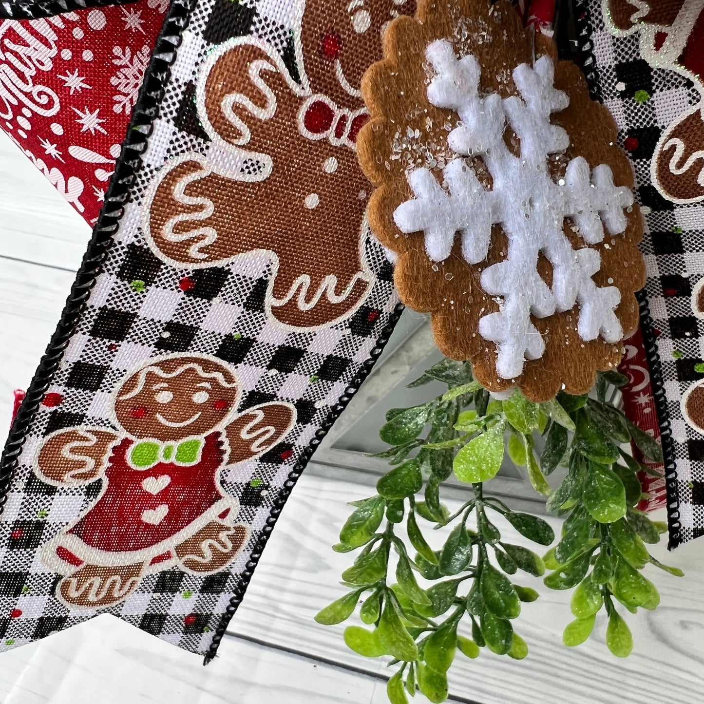 Rudolph reindeer lantern swag, Santa lantern swag, Gingerbread wreath attachment, Winter Gingerbread decor, Christmas Door hanger bow