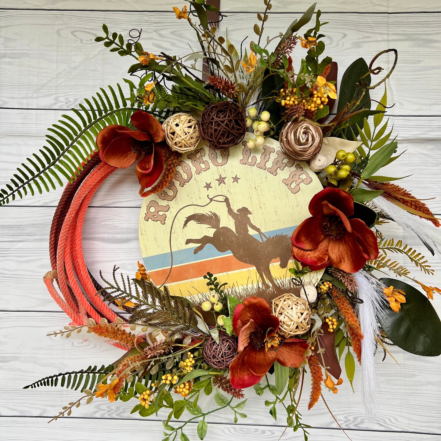 Rodeo lasso rope wreath, Lariat rope home accent, Western porch decor, Rustic barn wall hanging, Rope art, Country farmhouse wedding decor