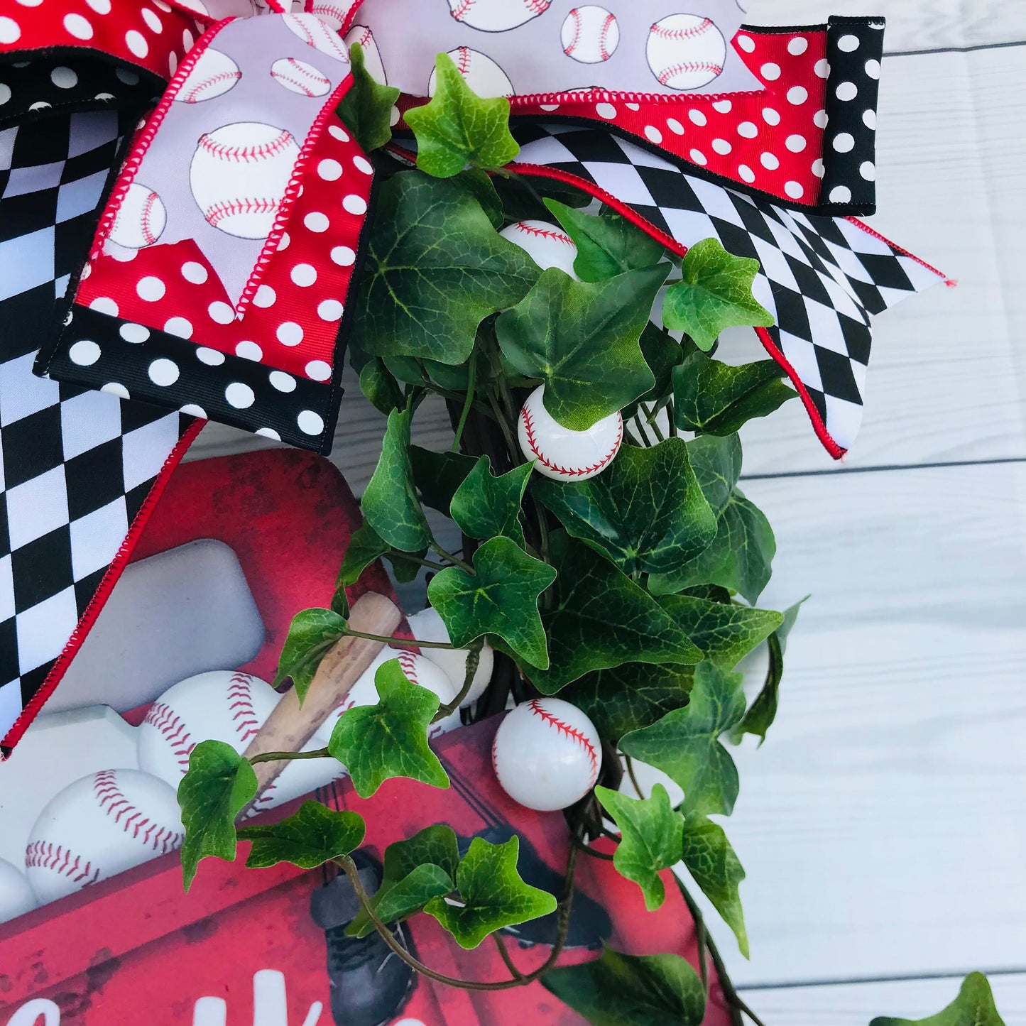 Baseball Grapevine Wreath for Front Door, Play Ball Decor, Year Round Door Hanger, Chicago Ivy Decoration, Sports Fan Gift, Father’s Day