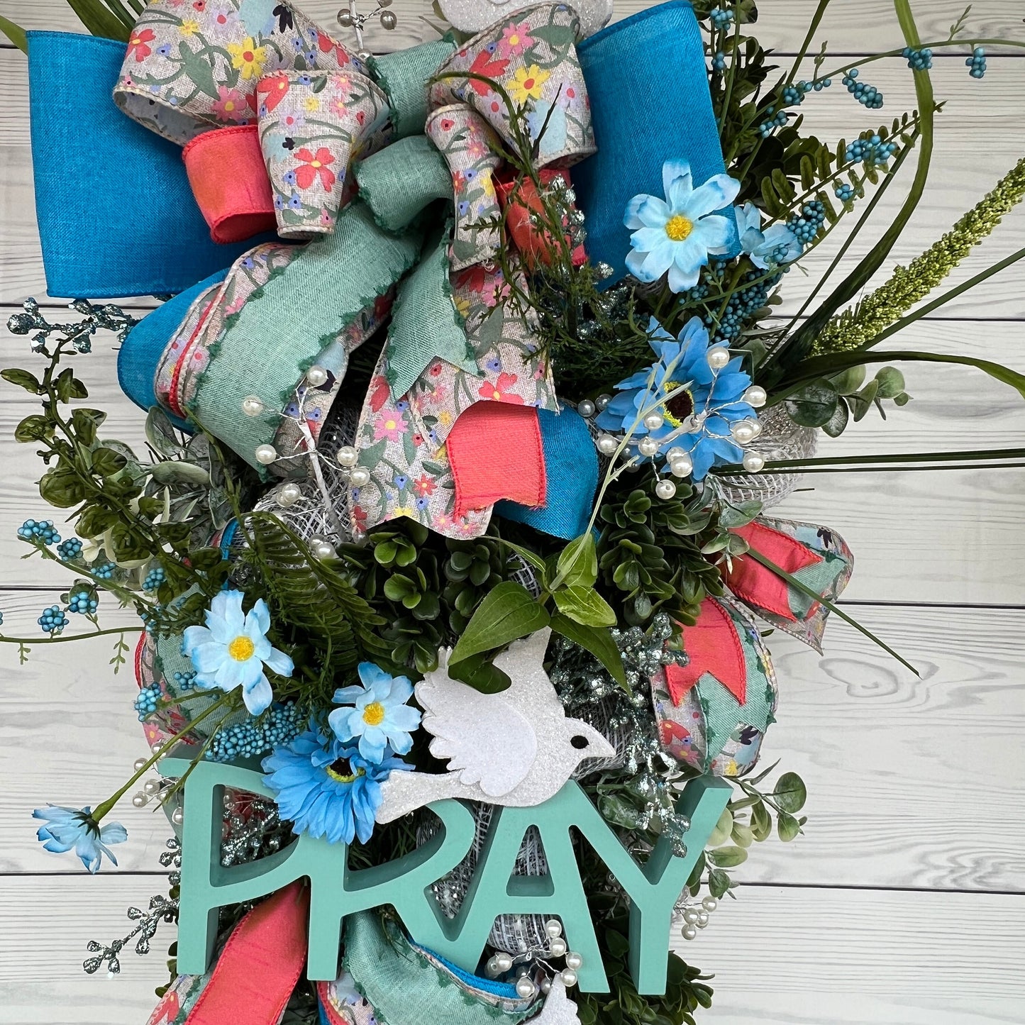 Christian Wreath, Summer Door Decor, Bible Scripture Wreath, Religious Gift, Everyday Wreath, Pray Swag