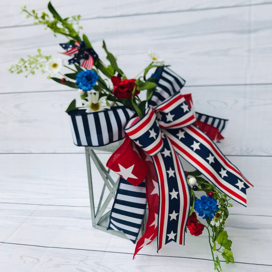 Independence Day Wreath Bow, Fourth of July Lantern Swag, Patriotic Wreaths, Red White Blue Mailbox Swag, Memorial Day, Primitive Americana