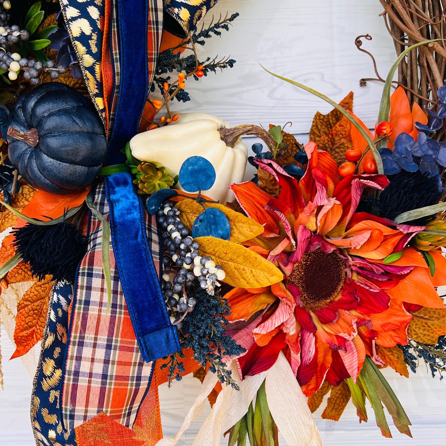 Rustic Pumpkin Sunflower Wreath – Farmhouse Fall Grapevine Door Hanger 🍁