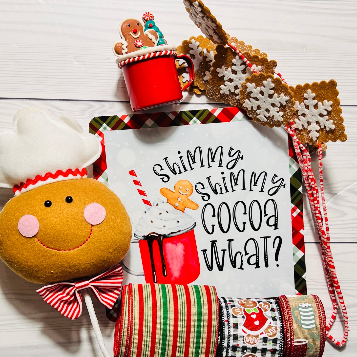 Shimmy Shimmy Cocoa What? Wreath & Centerpiece Kit – DIY Gingerbread & Hot Cocoa Craft
