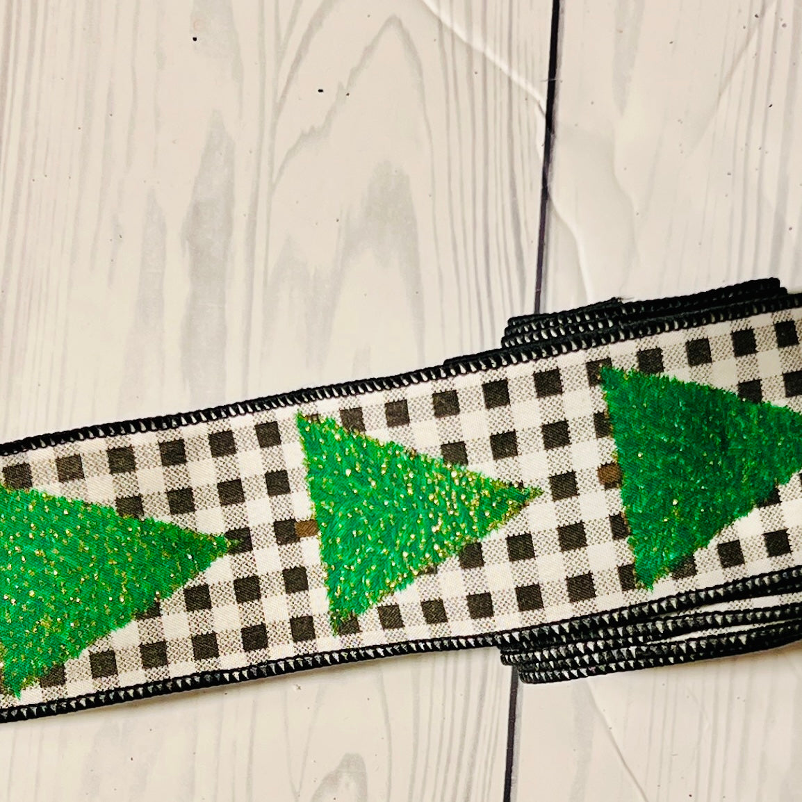 Farm Fresh Christmas Trees Wreath & Centerpiece Kit – DIY Holiday Craft