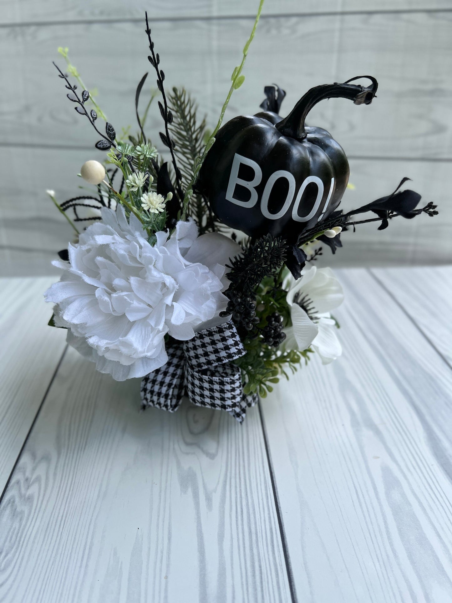 Halloween Beverage Bouquet – Boo Pumpkin Wine Bottle Decoration 🎃