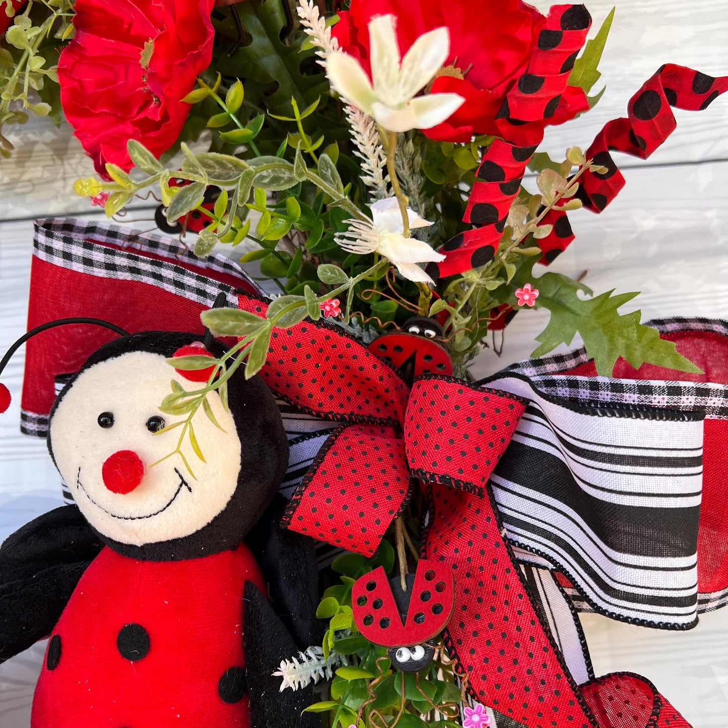 Ladybug Wreath, Year Round Wreath, Poppy Wreath, Mushroom kitchen decor, Summer front door decor, Ladybug gift
